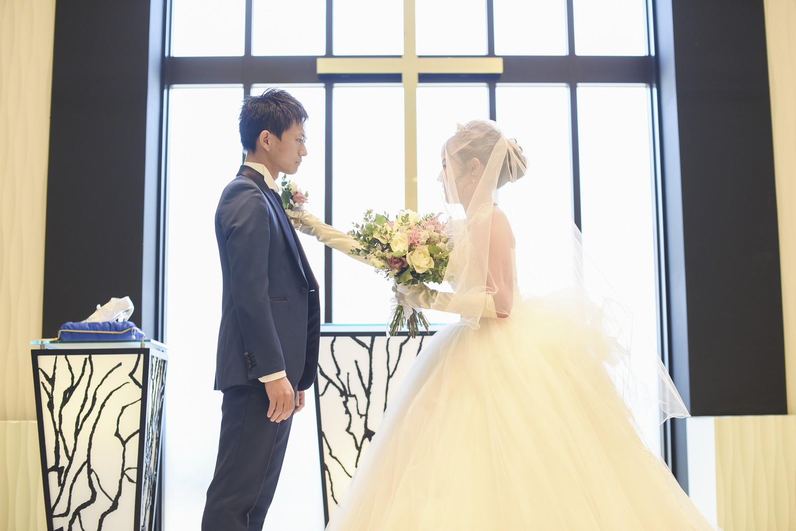 高松市の結婚式場アイルバレクラブでブートニアセレモニー