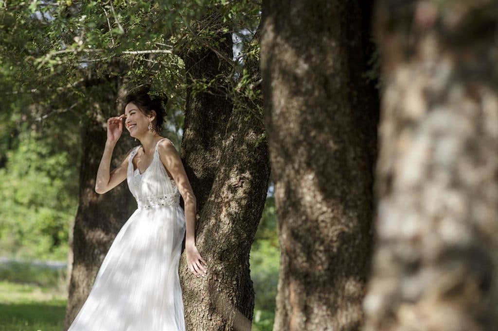 高松市の結婚式場アイルバレクラブのウェディングドレス
