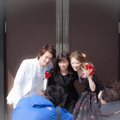 高松市の結婚式場アイルバレクラブの記念写真