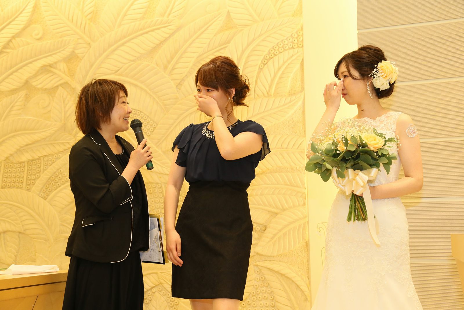 高松市の結婚式場アイルバレクラブの披露宴 新婦様も思わず涙が...