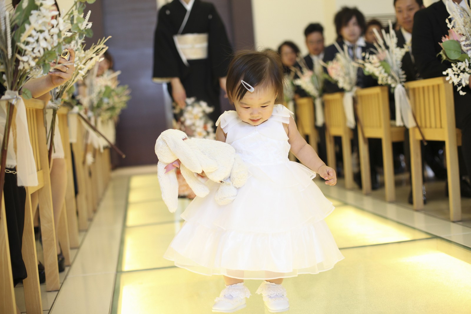 高松市の結婚式場アイルバレクラブ リングガール