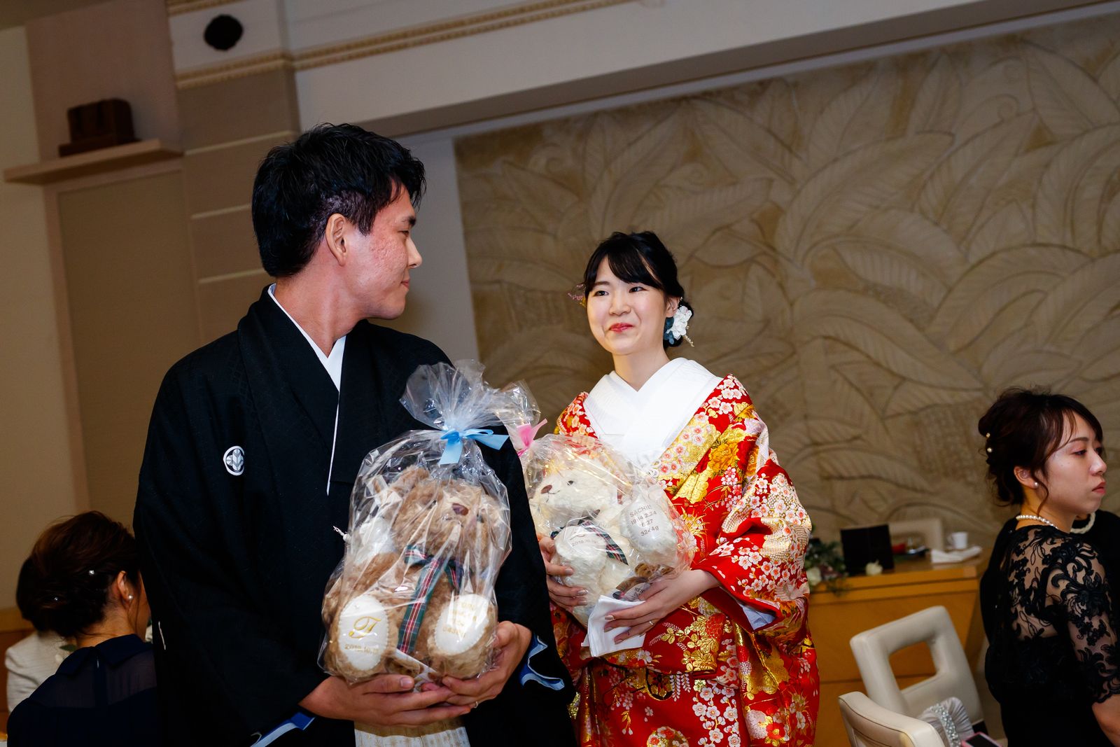 高松市の結婚式場アイルバレクラブ 記念品贈呈