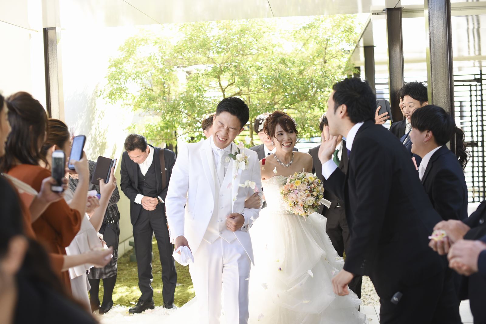 高松市の結婚式場アイルバレクラブ フラワーシャワー