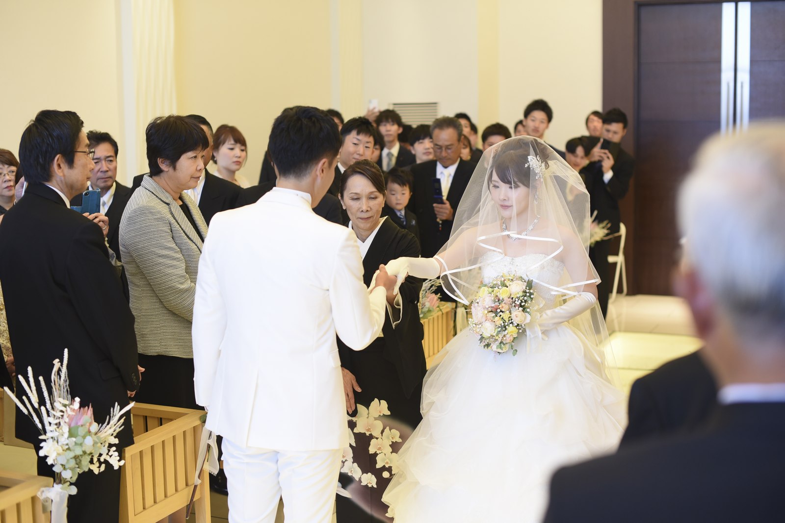高松市の結婚式場アイルバレクラブ バージンロード